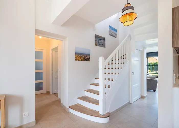 Maison Spacieuse Avec Wi-Fi Et Parking, Proche Plage - Fr-1-821-16